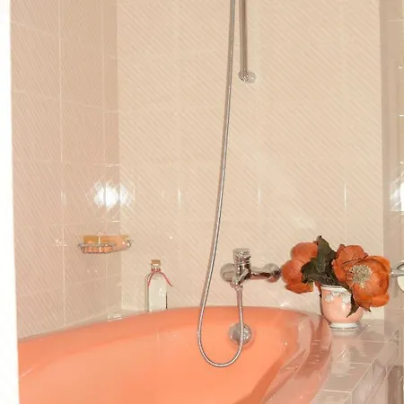 Frühstückspension Chambres D Hotes Jacuzzi *